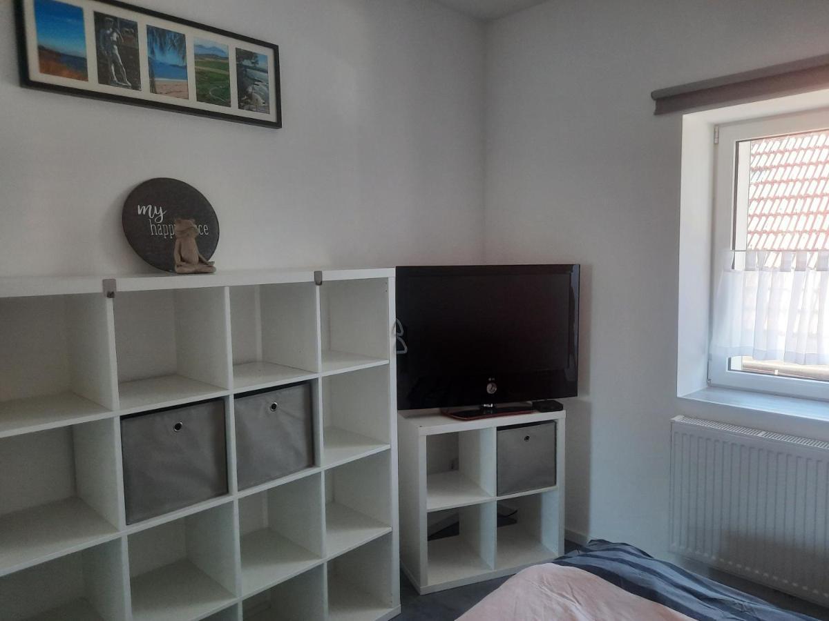 Exklusive Wohnoase Mit 3 Schlafzimmern Mwst Ausweisbar Grosser Balkon In Toller Lage Von Melsungen Exterior photo