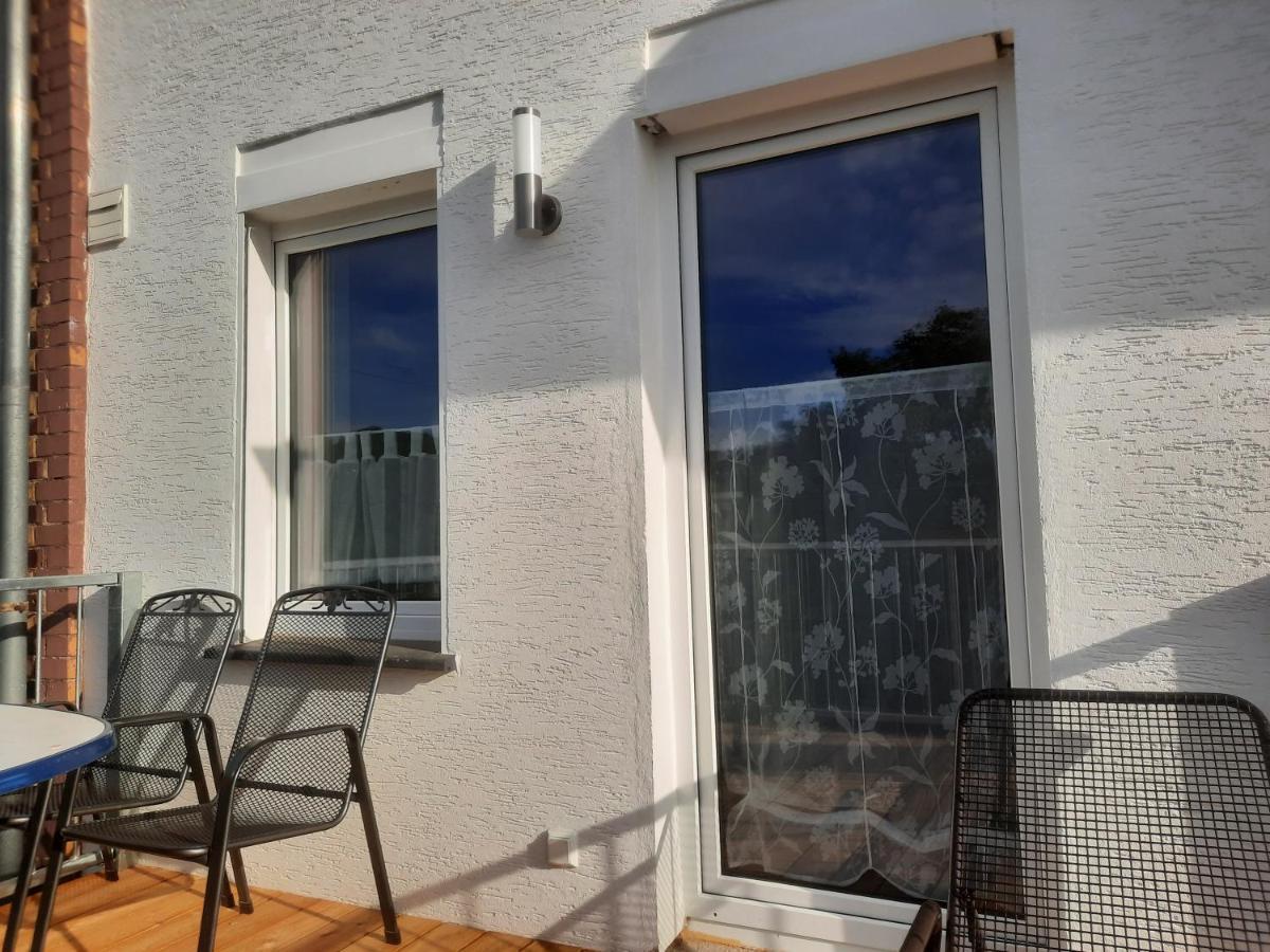 Exklusive Wohnoase Mit 3 Schlafzimmern Mwst Ausweisbar Grosser Balkon In Toller Lage Von Melsungen Exterior photo